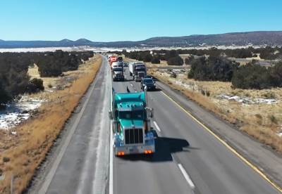 Deportovan prvi Srbin kamiondžija iz Amerike: Konzul Nikolić otkrio šta da rade porodice uhapšenih Deportovan prvi Srbin kamiondžija iz Amerike: Konzul Nikolić otkrio šta da rade porodice uhapšenih