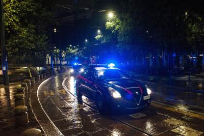  Policija u Riminiju u Italiji je sinoć ispalila dva hica u državljanina Srbije  