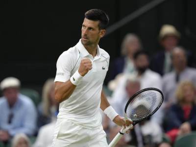  Novak Đoković je odbranio titulu i četvrti put zaredom osvojio trofej u Londonu 
