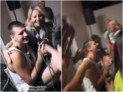  Nikola Jokić peva karaoke 