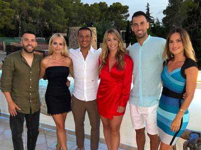  Tijago Alkantara Serhio Buskets Đordi Alba 