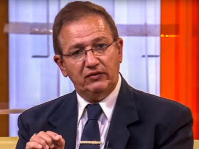  ko je doktor koji je namještao pacijentu atlas 