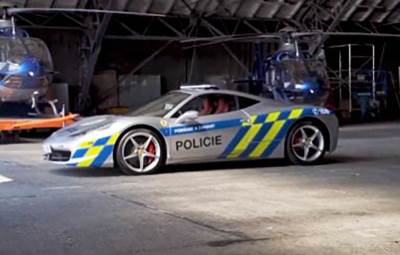  Model Ferari 458 Italia koristiće se za borbu protiv ilegalnih trka na putu 