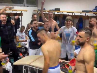  leoa do bola pjevaju fudbaleri 