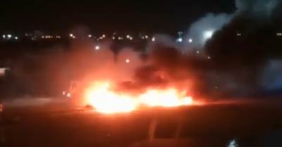  navijaci zapalili pet automobila ispred stadiona 