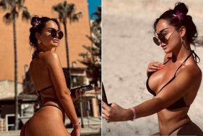  Pjevačica je svojevremeno otkrila da je radila "samo grudi i usne" 