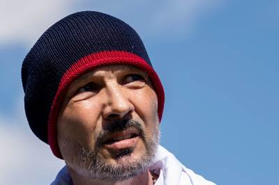  sinisa mihajlovic  dobio otkaz jer nije pristao da potpise ono sto su mu dali iz boonje 