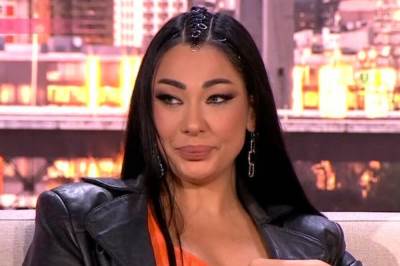  BIVŠA URAGANKA UHVAĆENA U LJUBAVNOM ZANOSU! 