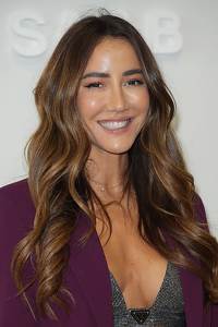  Blogerka i modna influenserka Tamara Kalinić pojavila se u stilizovanom brushalteru na Nedelji mode  