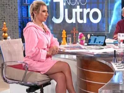  jovana jeremic iznenadila gledaoce stajlingom u kom se pojavila u jutarnjem programu  