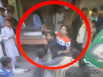  snimak atentata na bivseg premijera pakistana 
