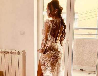  BILA U STANU KADA JE FUDBALER IZVRŠIO SAMOUBISTVO: Pevačica objavila slike u venčanici - evo za koga 