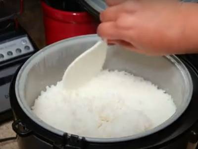  Kako se jede pirinač ako patite od visokog pritiska? Postoji jednostavna "caka" koja pomaže u njegov 