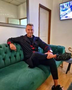  Neimenovani izvor blizak voditelju Milanu Miloševiću otkrio kako je došlo do odluke da napusti Pink  