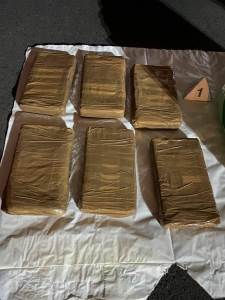  Na Atlantiku zaplijenjeno 2,7 tona kokaina, u Srbiji uhapšene četiri osobe 