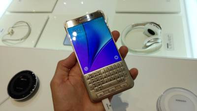  Prve fotke: Ovo je novi Samsung Galaxy S7! 