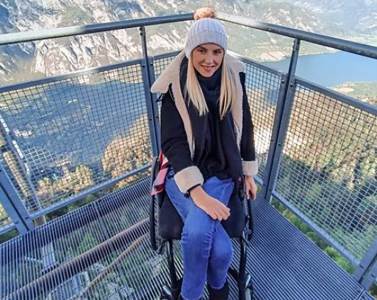  MOGLA JE SAMO DA PRIČA I TREPĆE! Milica je nakon teške NESREĆE ostala nepokretna: Frustriralo me, sad skačem PADOBRANOM! 