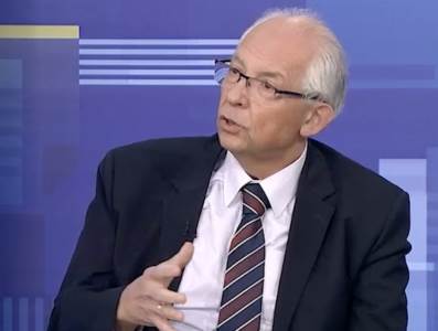 doktor o novom gripu    doktor o novom gripu