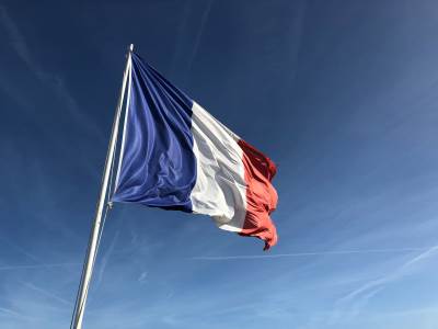  Francuska proglasila abortus ustavnim pravom 