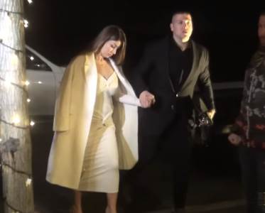 sloba radanovic poklonio zeni sat   sloba radanovic poklonio zeni sat