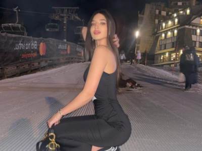  Đina Džinović usijala je društvene mreže izazovnom fotkom s Kopaonika  