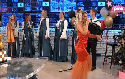  ji Jovana Jeremić ugostila pjevače na Božić 