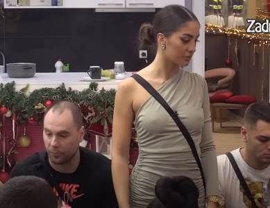  andjelu djuricic razapeli zbog seksa sa zvezdanom  