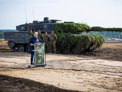  Ruski novinar Igor Koročenko je u jednoj emisiji Šolca uporedio sa Afolfom Hitlerom. 