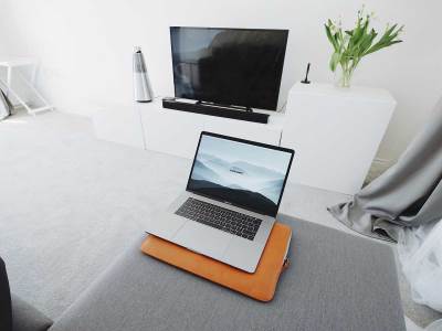  kako bezicno povezati laptop i televizor  
