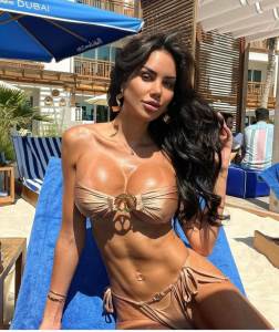  Iva Grgurić u kupaćem  