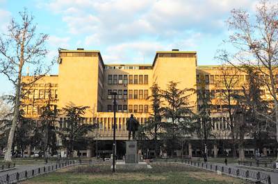  Na mestu gde se sad nalazi Hemijski fakultet u Beogradu 1864. godine izgrađen je zatvor  