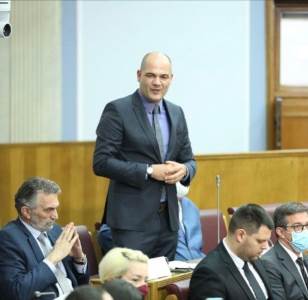  Milo Božović navodno nezakonito u pritvoru 