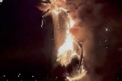  Zmaj se zapalio usred predstave u Diznilendu 