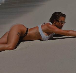  Džehva u donjem vešu šetala centrom  