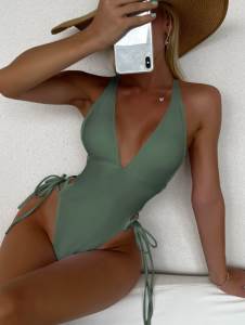 Koji kupaći vam najbolje stoji?   Koji kupaći vam najbolje stoji?