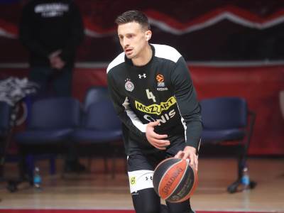  Aleksa Avramović produžio ugovor sa Partizanom 