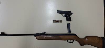  U Kotoru uhapšena osoba kod koje je pronađen pištolj i vazdušna puška 