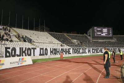 UEFA kaznila Partizan 