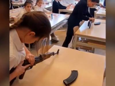  Rusija sprema djecu za rat 