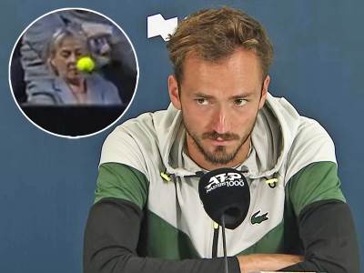  Danil Medvedev pogodio ženu u publici lopticom u glavu  