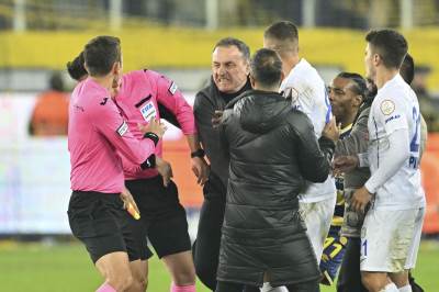  Hapšenje posle haosa na utakmici u Turskoj 