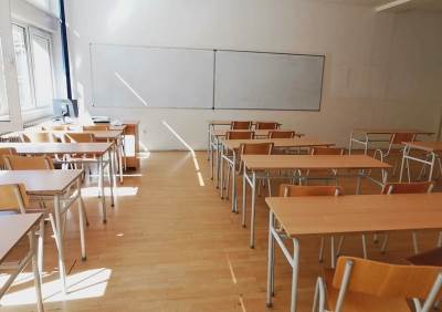  Nastavnik u Zagrebu dobio otkaz jer je nekim predmetom udarao učenika po glavi 