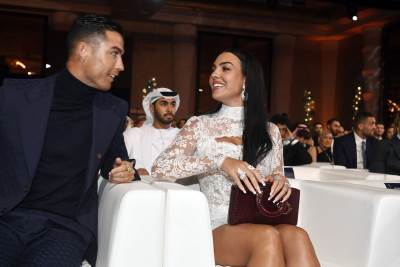  Kristijano Ronaldo iznenadio sve nazvavši Georginu Rodrigez svojom suprugom 