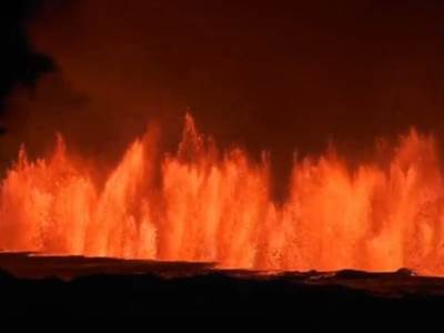  erupcija vulkana na islandskom poluostrvu Rejkjanes 