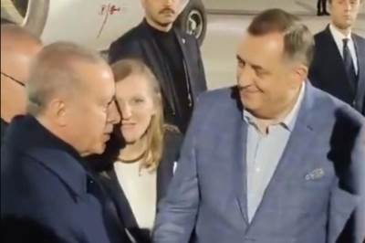  Erdogan i Dodik slučajno naletjeli jedan na drugog na aerodromu 