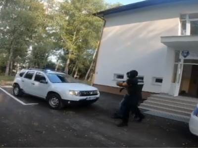  Albanac pokazivao polni organ tinejdžerkama 