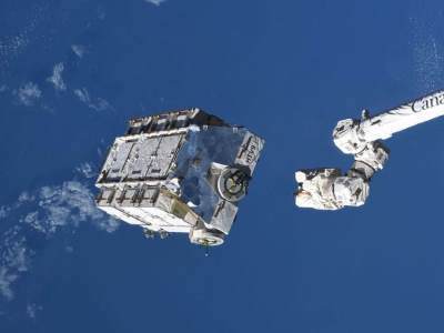 Šta se desilo sa baterijama koje su nekontrolisano letjele ka Zemlji   Šta se desilo sa baterijama koje su nekontrolisano letjele ka Zemlji