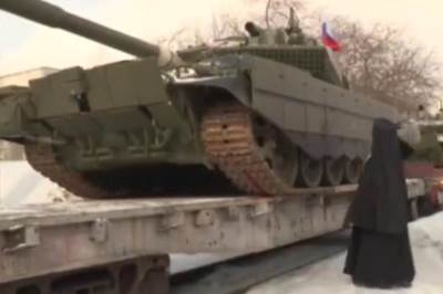  Rusi napravili slavlje povodom slanja tenkova na ratište 