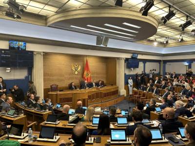  Parlamentarna većina predložila je izmjenu Poslovnika Skupštine Crne Gore 