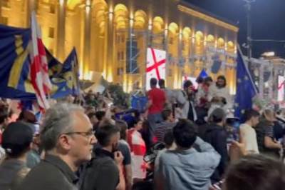  Protesti u Gruziji, ljudi se bore protiv ruskog uticaja Maršom za Evropu, izbio incident  